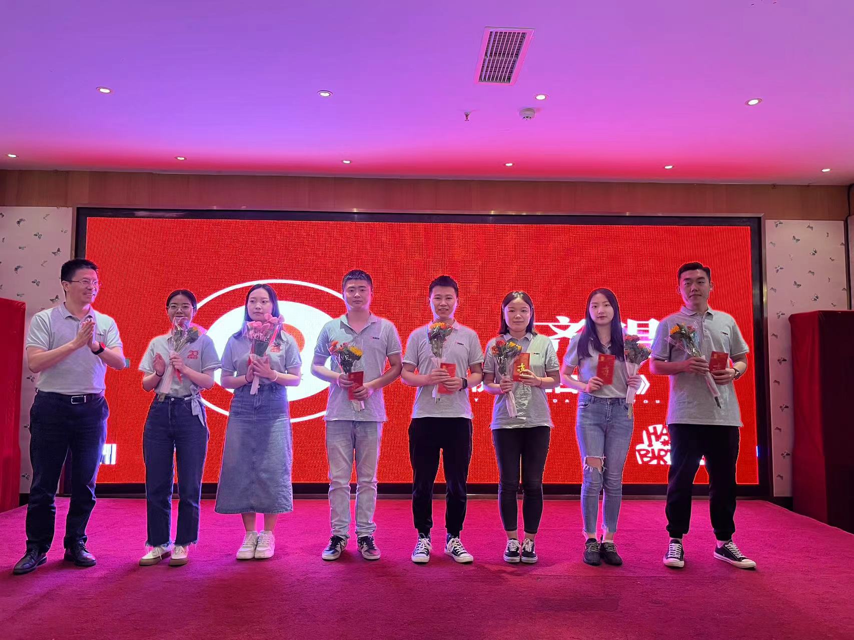 2.jpg 2.jpg